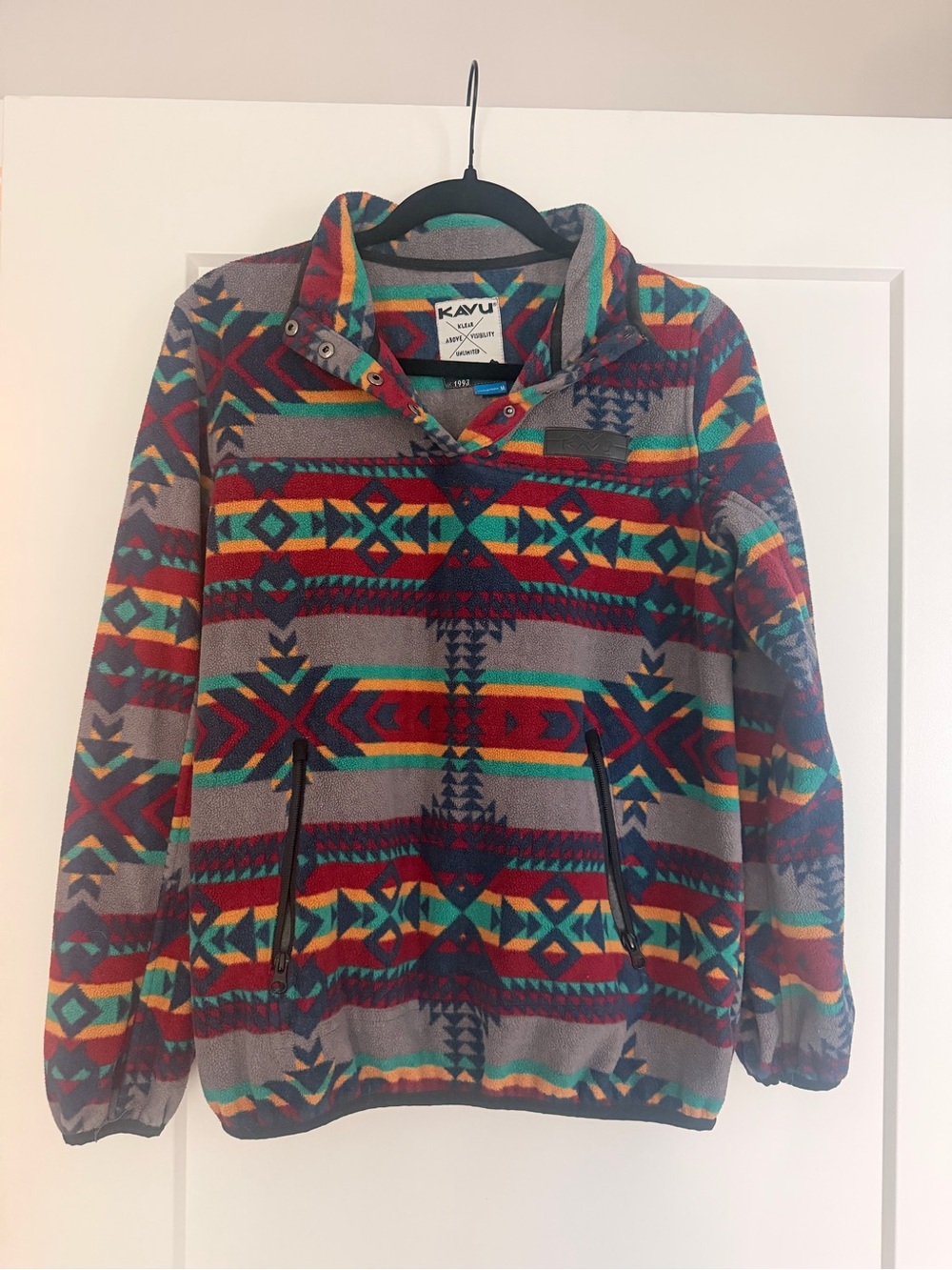 Kavu Women’s Gray Multicolor Tribal Zip-Up Sweater